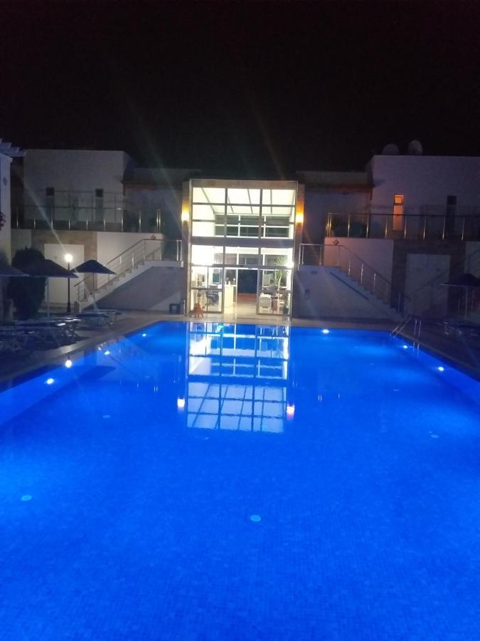 Paradise Apart Hotel Bitez Exterior photo
