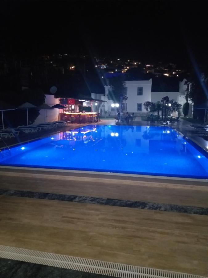 Paradise Apart Hotel Bitez Exterior photo